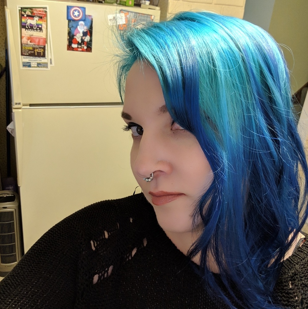 Meet your Posher, Adrienne